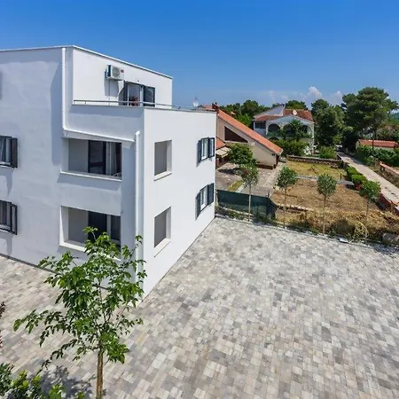 Paradise Apartmán *